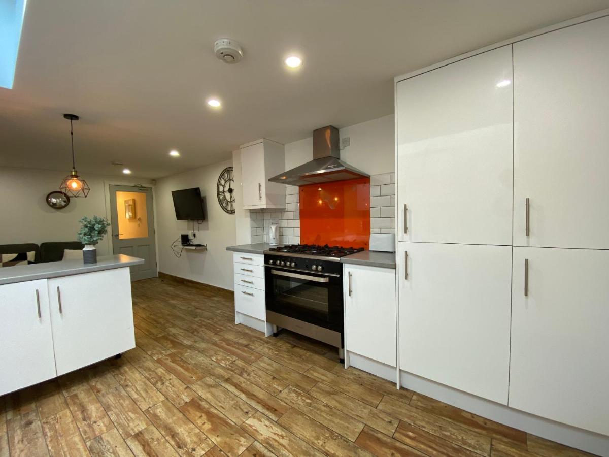 Nice Living Serviced Accommodations 2 Coventry Bagian luar foto