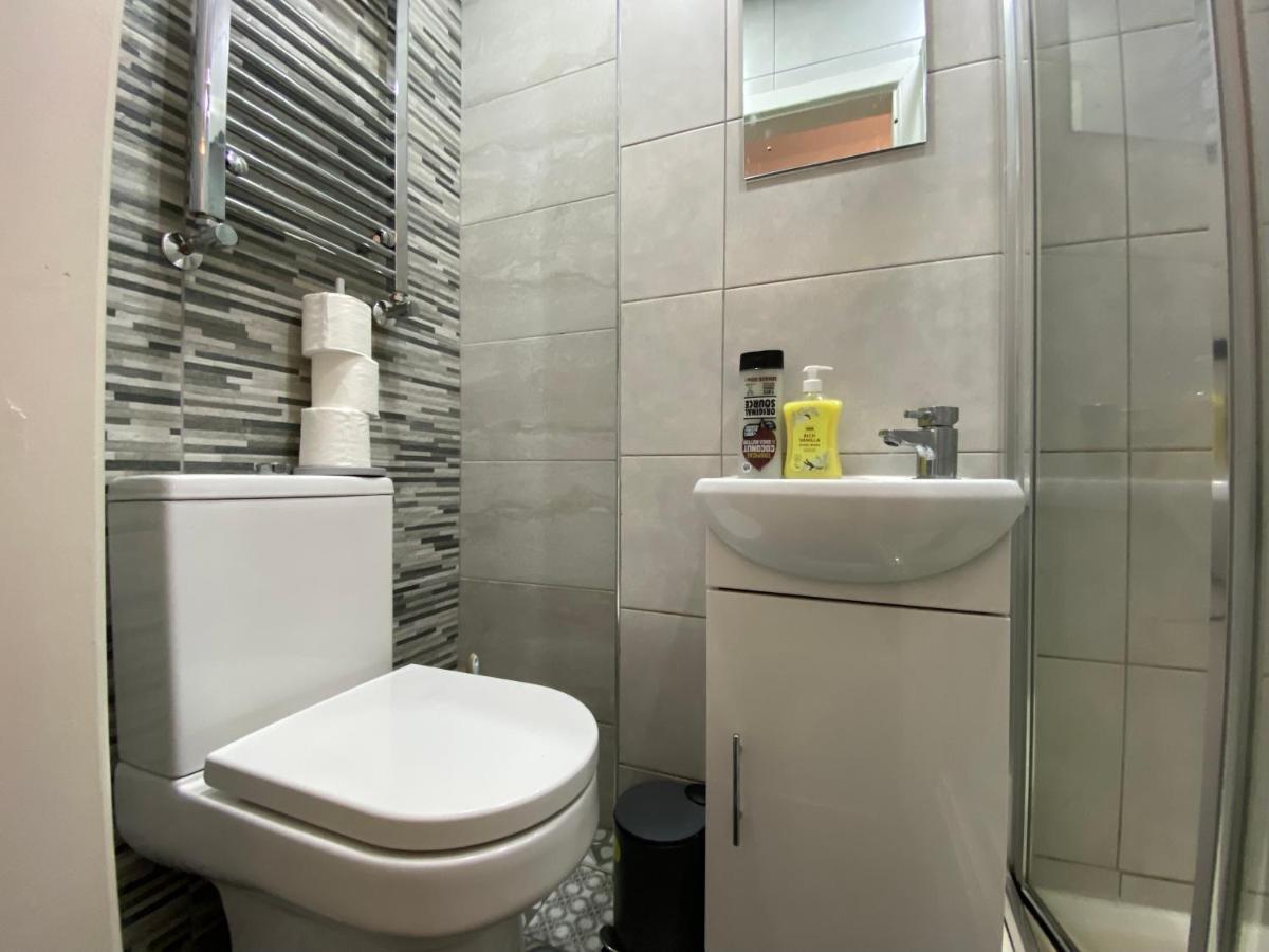 Nice Living Serviced Accommodations 2 Coventry Bagian luar foto