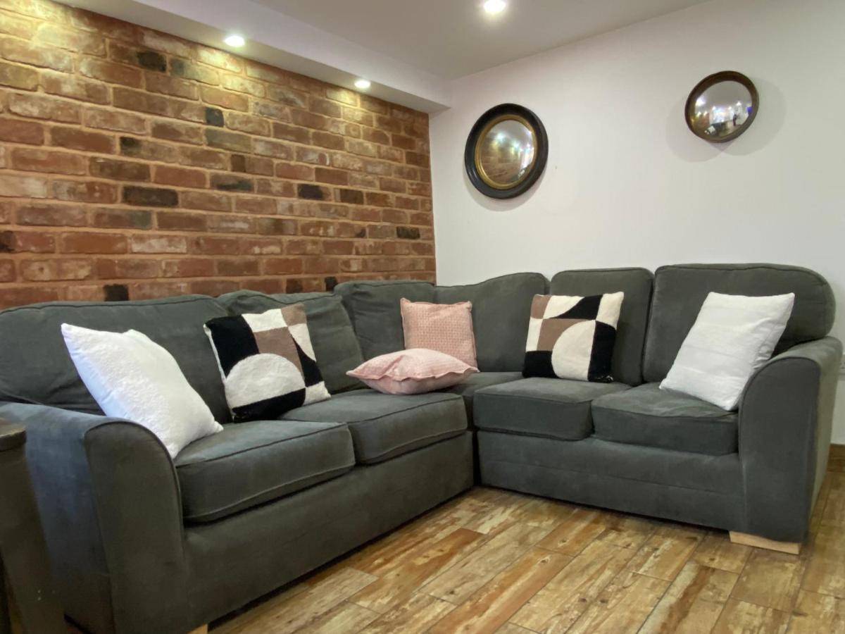Nice Living Serviced Accommodations 2 Coventry Bagian luar foto