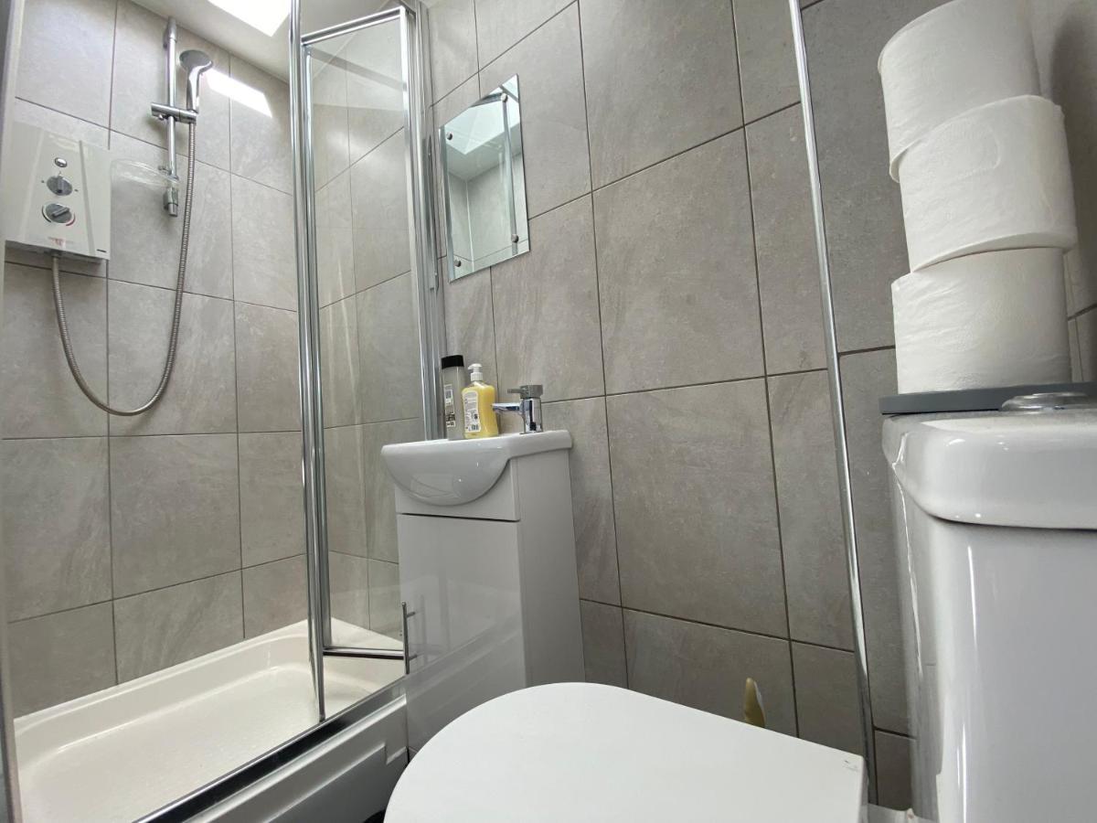 Nice Living Serviced Accommodations 2 Coventry Bagian luar foto